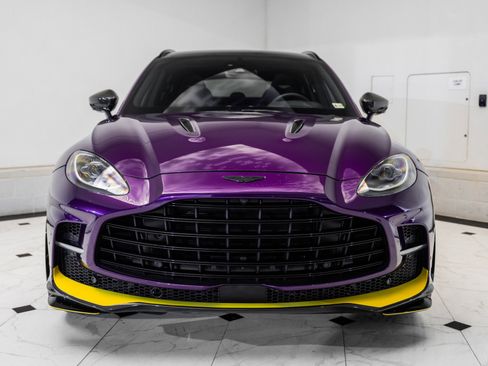 Used 2024 Aston Martin DBX 707 image 7