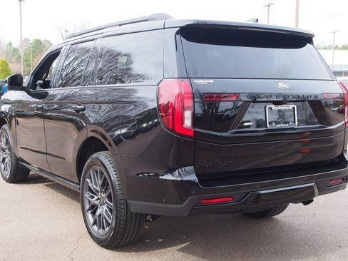 Certified 2025 Ford Expedition Platinum w/ Stealth Performance Package image 5