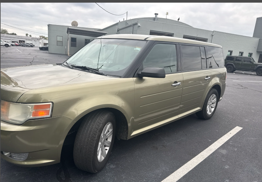 Used 2012 Ford Flex SE FWD image 1