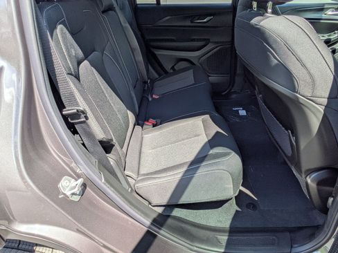 New 2025 Jeep Grand Cherokee Laredo X w/ Luxury Tech Group I image 29