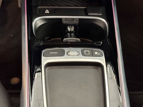 Certified 2025 Mercedes-Benz EQB 300 4MATIC image 19