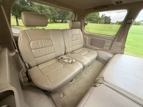 Used 2001 Lexus LX 470 4WD image 76