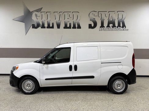 Used 2021 RAM ProMaster City Tradesman image 11