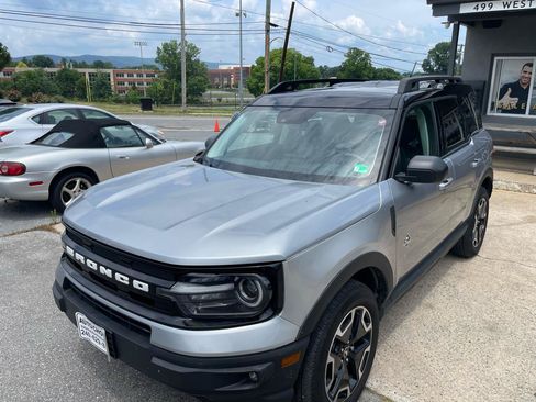 Used 2022 Ford Bronco Sport Outer Banks w/ Tech Package AWD/4WD image 20