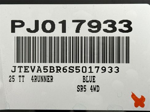 Certified 2025 Toyota 4Runner SR5 AWD/4WD image 40