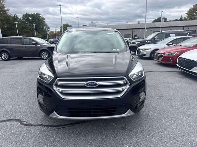 Used 2017 Ford Escape SE AWD/4WD image 2
