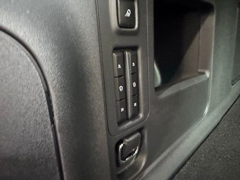 New 2025 Lincoln Navigator L Reserve AWD/4WD image 16