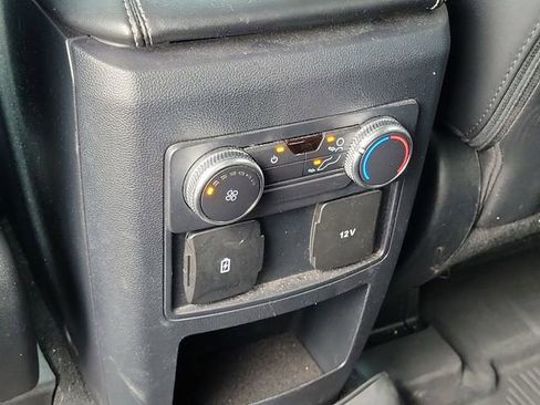 Used 2021 Ford Explorer XLT w/ Equipment Group 202A image 24