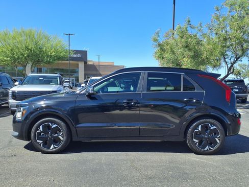 Used 2023 Kia Niro Wind FWD image 3