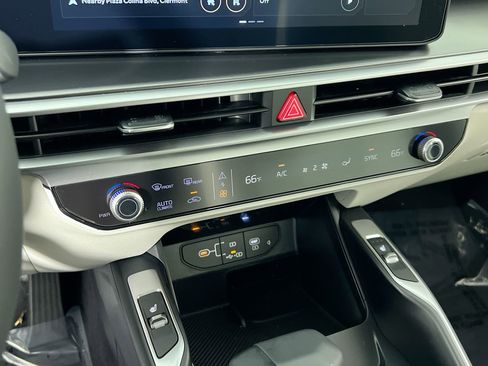 New 2026 Kia Sorento EX w/ EX Premium Package FWD image 26