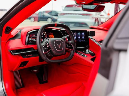 Used 2023 Chevrolet Corvette Stingray Premium Conv w/ Z51 Performance Package RWD image 24