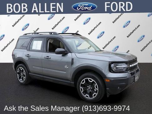 Used 2025 Ford Bronco Sport Outer Banks AWD/4WD image 1