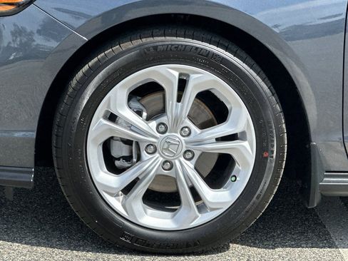 Used 2025 Honda Accord LX image 23