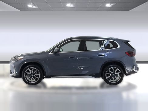 Used 2026 BMW X1 xDrive28i w/ Convenience Package image 2