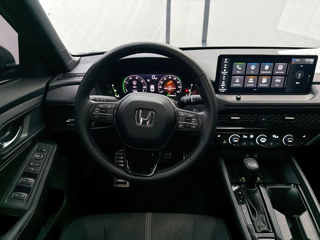 Used 2025 Honda Accord Sport image 23