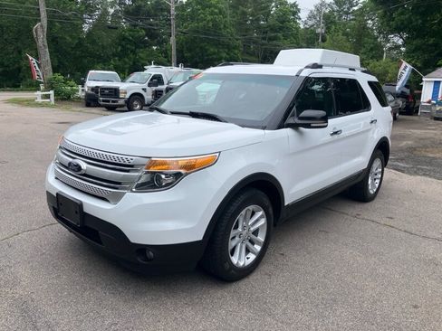 Used 2014 Ford Explorer XLT image 1