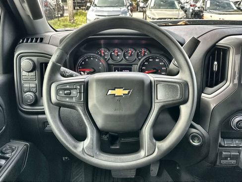 Used 2024 Chevrolet Silverado 2500 Custom w/ Custom Value Package image 21