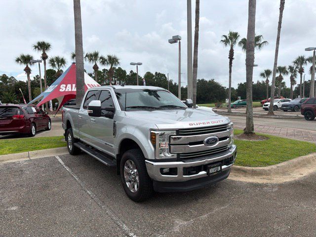 Used 2019 Ford F350 Lariat w/ Lariat Value Package AWD/4WD image 2