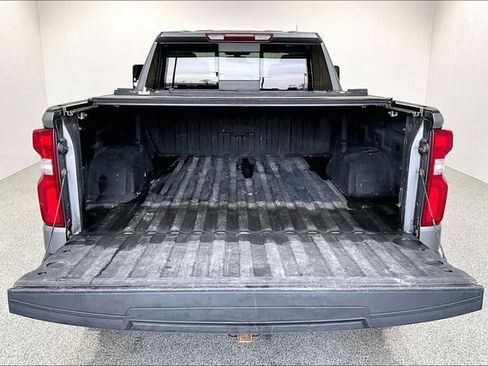 Used 2020 Chevrolet Silverado 1500 RST AWD/4WD image 7