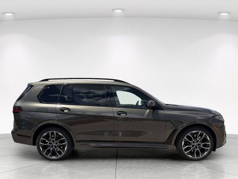 New 2027 BMW X7 xDrive40i w/ Executive Package AWD/4WD image 3