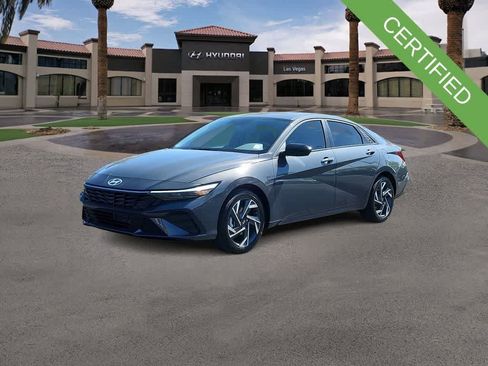 Used 2025 Hyundai Elantra Sport FWD image 4