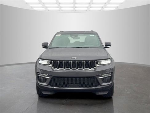 New 2025 Jeep Grand Cherokee Limited image 2