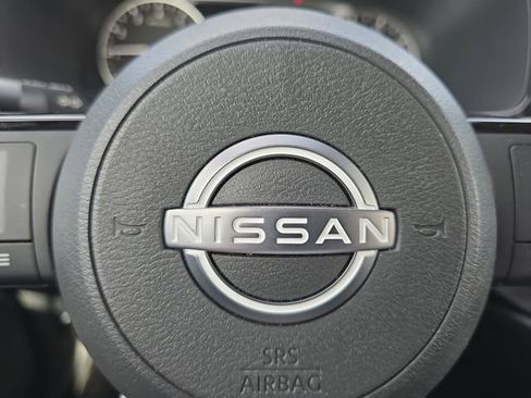 Certified 2025 Nissan Pathfinder SL AWD/4WD image 5