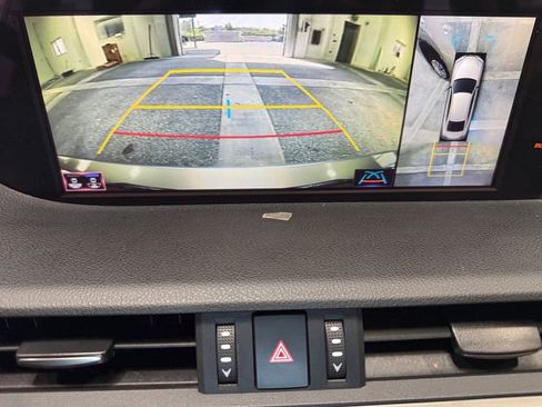 Used 2019 Lexus ES 350 w/ Accessory Package FWD image 29