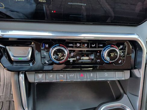 New 2026 GMC Sierra 2500 Denali Ultimate AWD/4WD image 30