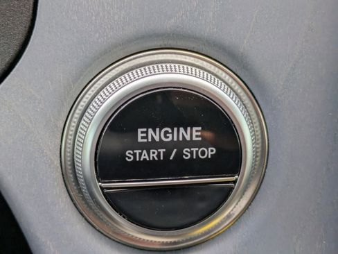 Certified 2025 Mercedes-Benz E 53 AMG e 4MATIC Sedan image 30