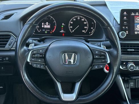 Used 2021 Honda Accord Touring image 11