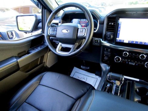 Used 2021 Ford F150 Lariat w/ Equipment Group 502A High AWD/4WD image 19
