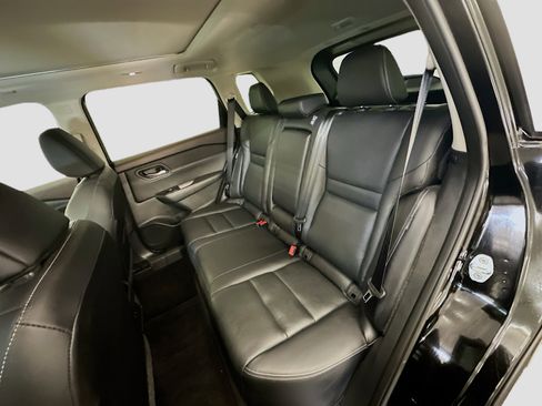 Used 2023 Nissan Rogue SL AWD/4WD image 29