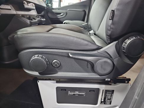 New 2026 Mercedes-Benz Sprinter 2500 image 28