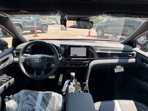 New 2026 Toyota Camry SE AWD/4WD image 10