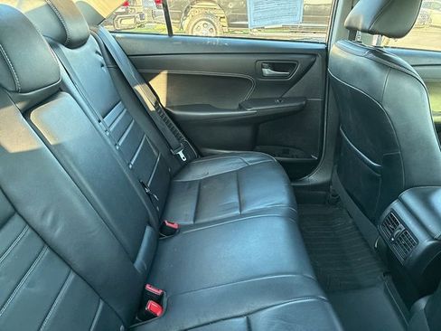 Used 2015 Toyota Camry XLE image 7