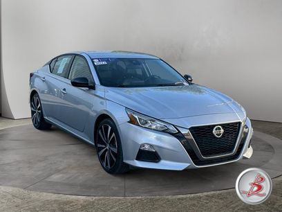 Used 2022 Nissan Altima 2.5 SR