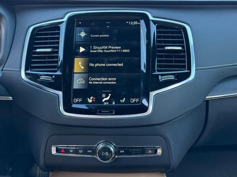 Used 2021 Volvo XC90 T8 Inscription w/ Lounge Package image 14