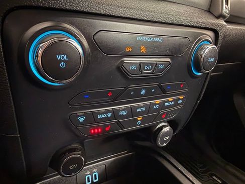 Used 2019 Ford Ranger XLT w/ Equipment Group 302A Luxury AWD/4WD image 30