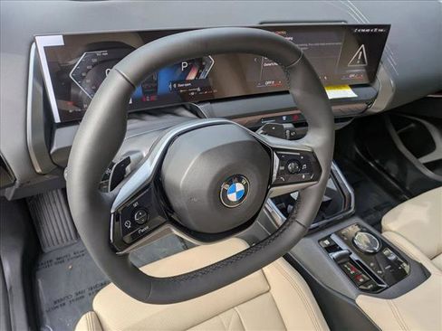 Used 2026 BMW X3 xDrive30 w/ Premium Package image 3