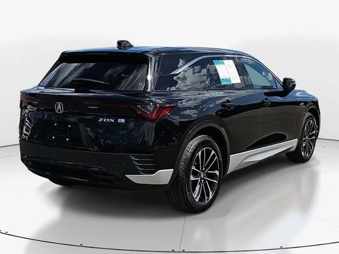 Used 2024 Acura ZDX A-Spec image 5