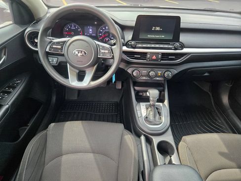 Used 2020 Kia Forte LXS FWD image 22
