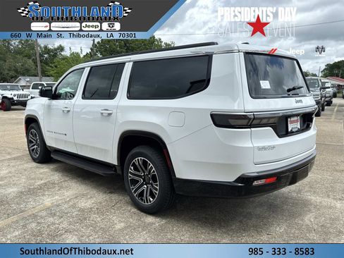 New 2026 Jeep Grand Wagoneer L 2WD w/ 8-Passenger Seating Package image 4