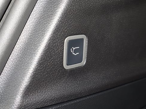 New 2026 Chrysler Pacifica Select image 20