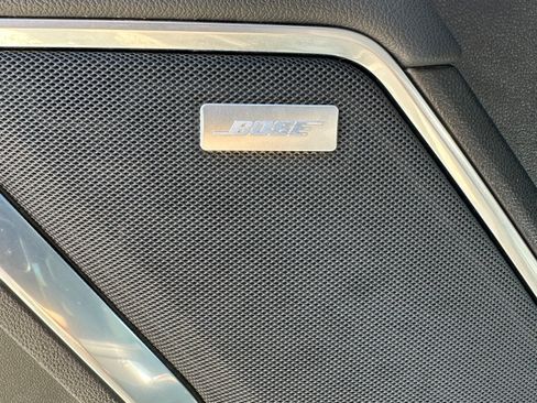 Used 2022 Chevrolet Silverado 1500 LTZ w/ LTZ Premium Package AWD/4WD image 16