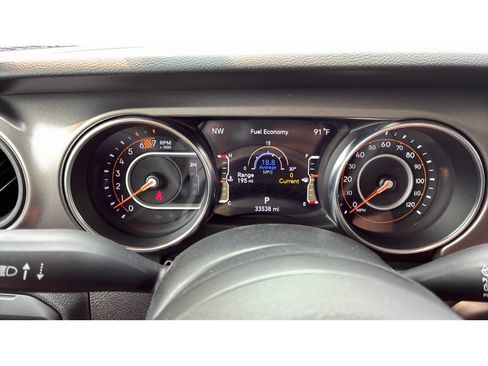 Used 2023 Jeep Wrangler Unlimited Sport AWD/4WD image 21