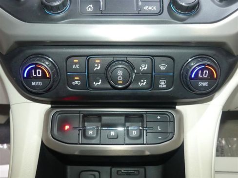 Used 2021 GMC Acadia Denali w/ Trailering Package AWD/4WD image 39
