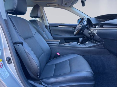 Used 2015 Lexus ES 350 image 19