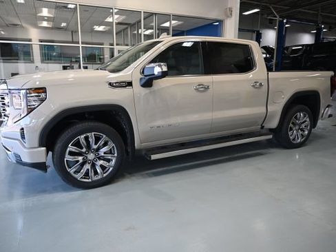 New 2026 GMC Sierra 1500 Denali AWD/4WD image 12