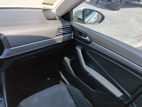 Used 2019 Volkswagen Jetta S FWD image 17